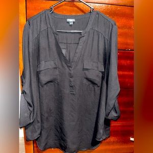 Torrid 1X. 14-16. Elbow length. Soft material. Gently used.